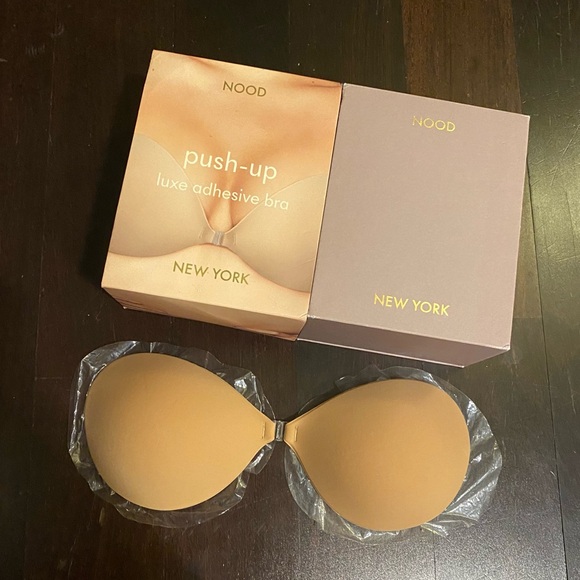 NOOD push-up adhesive bra (size A) - Picture 1 of 4